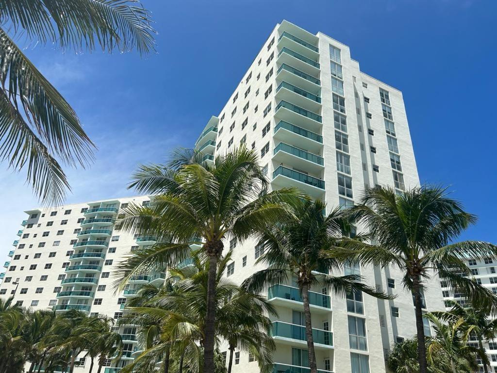 New Luxury Apartment 2Br 2Ba Direct Beach Access Hollywood Luaran gambar